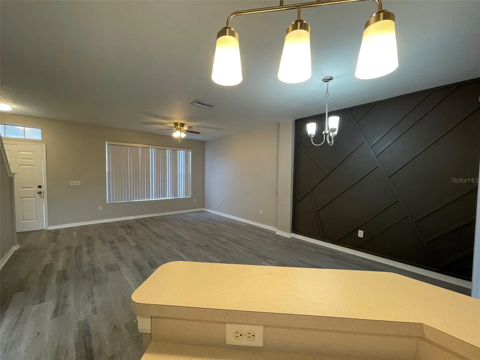 11033 BLACK SWAN CT