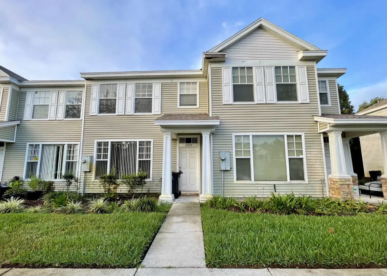 11033 BLACK SWAN CT