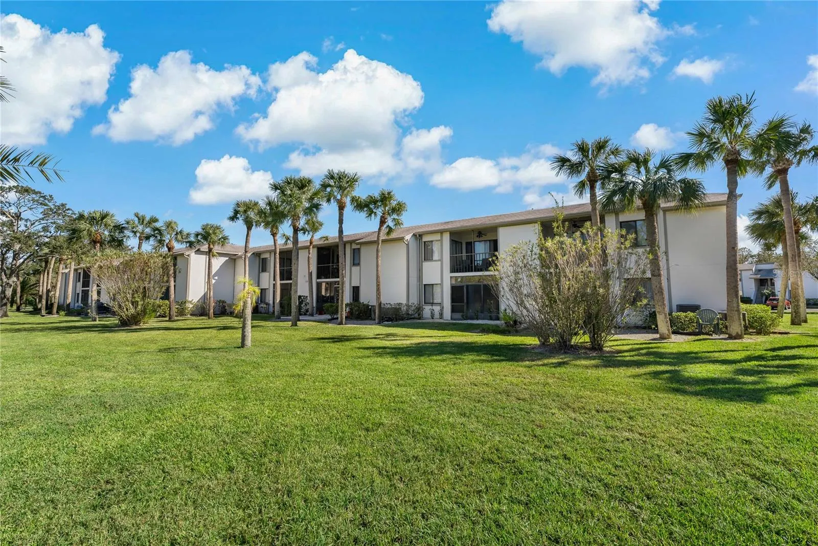 122 E CYPRESS CT #122, #122