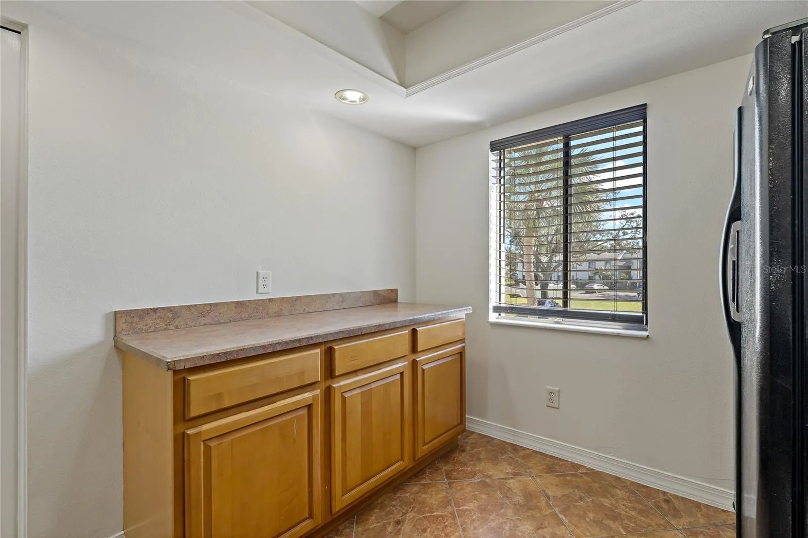 122 E CYPRESS CT #122, #122