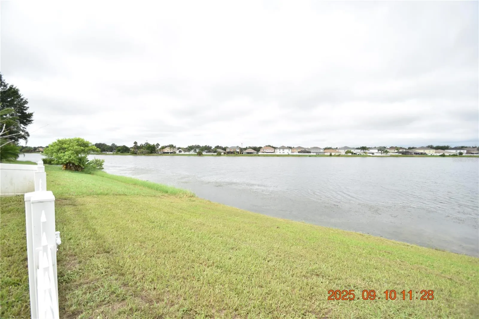 12913 LAKE VISTA DR