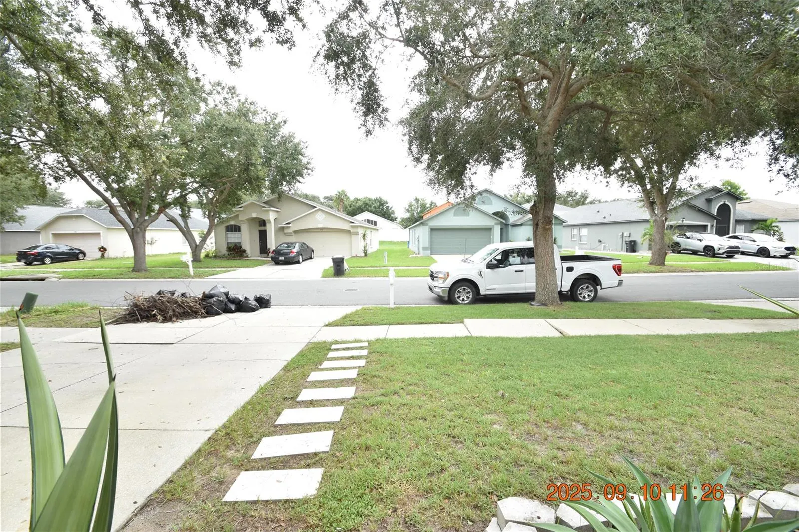 12913 LAKE VISTA DR