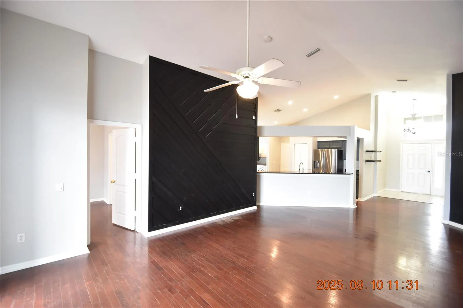 12913 LAKE VISTA DR