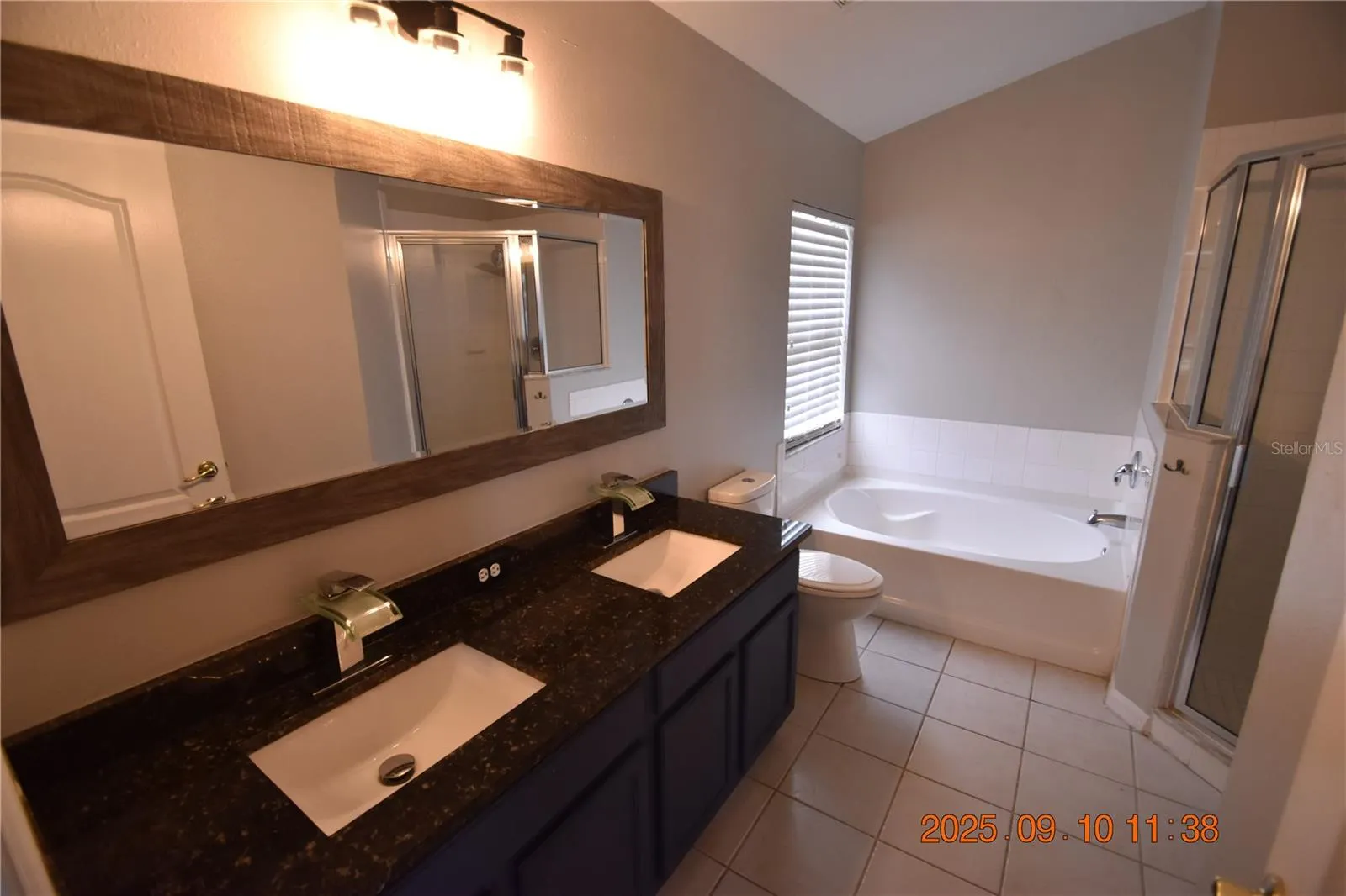 12913 LAKE VISTA DR