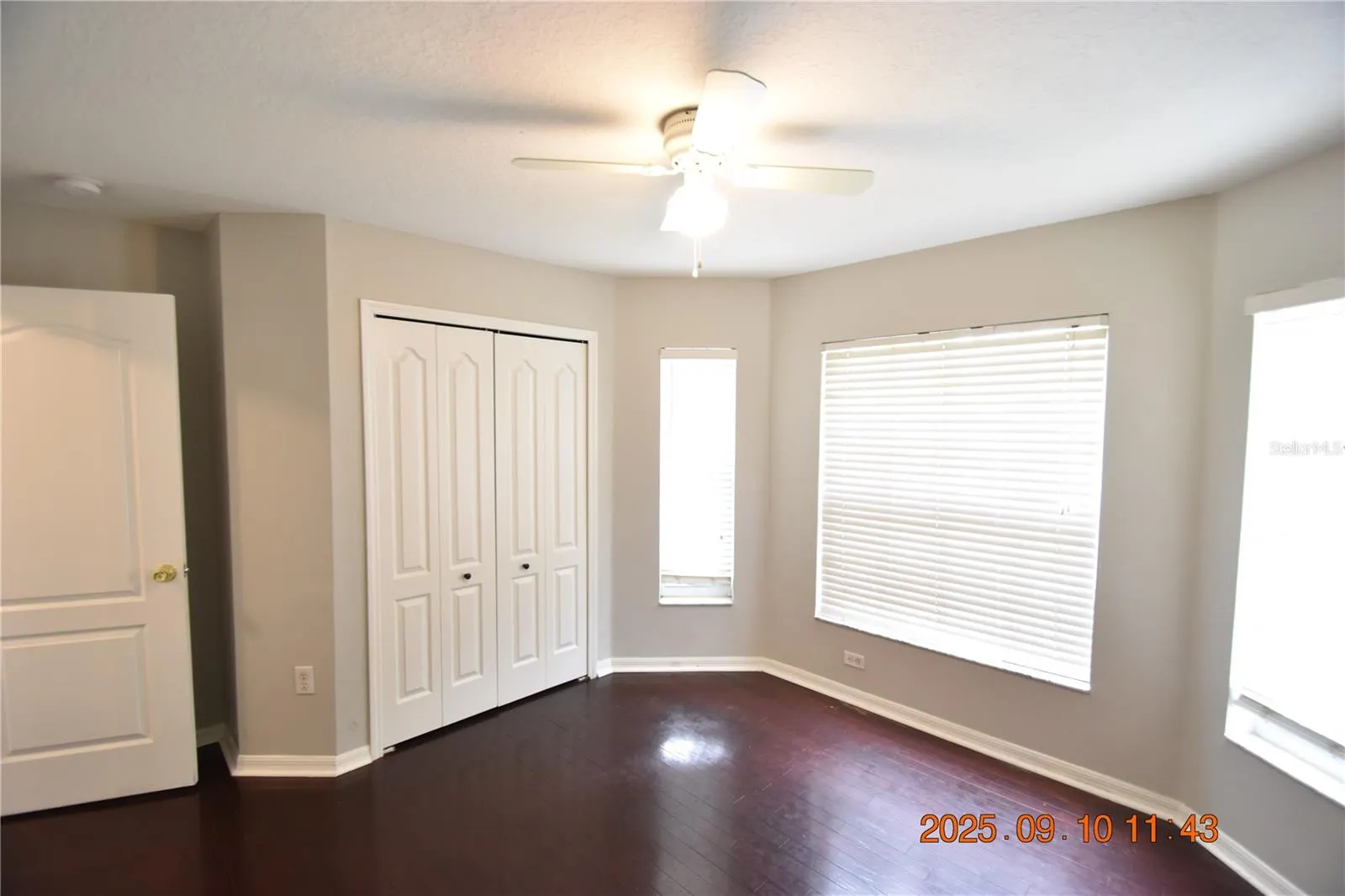 12913 LAKE VISTA DR