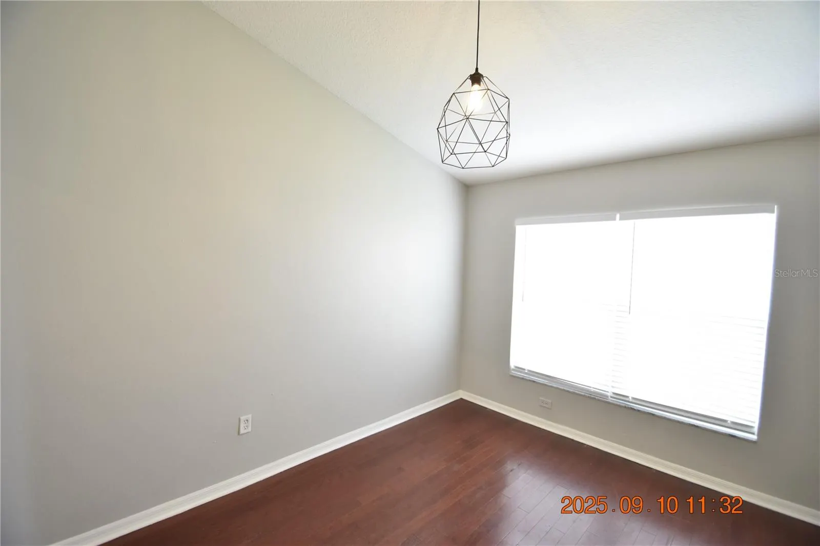 12913 LAKE VISTA DR