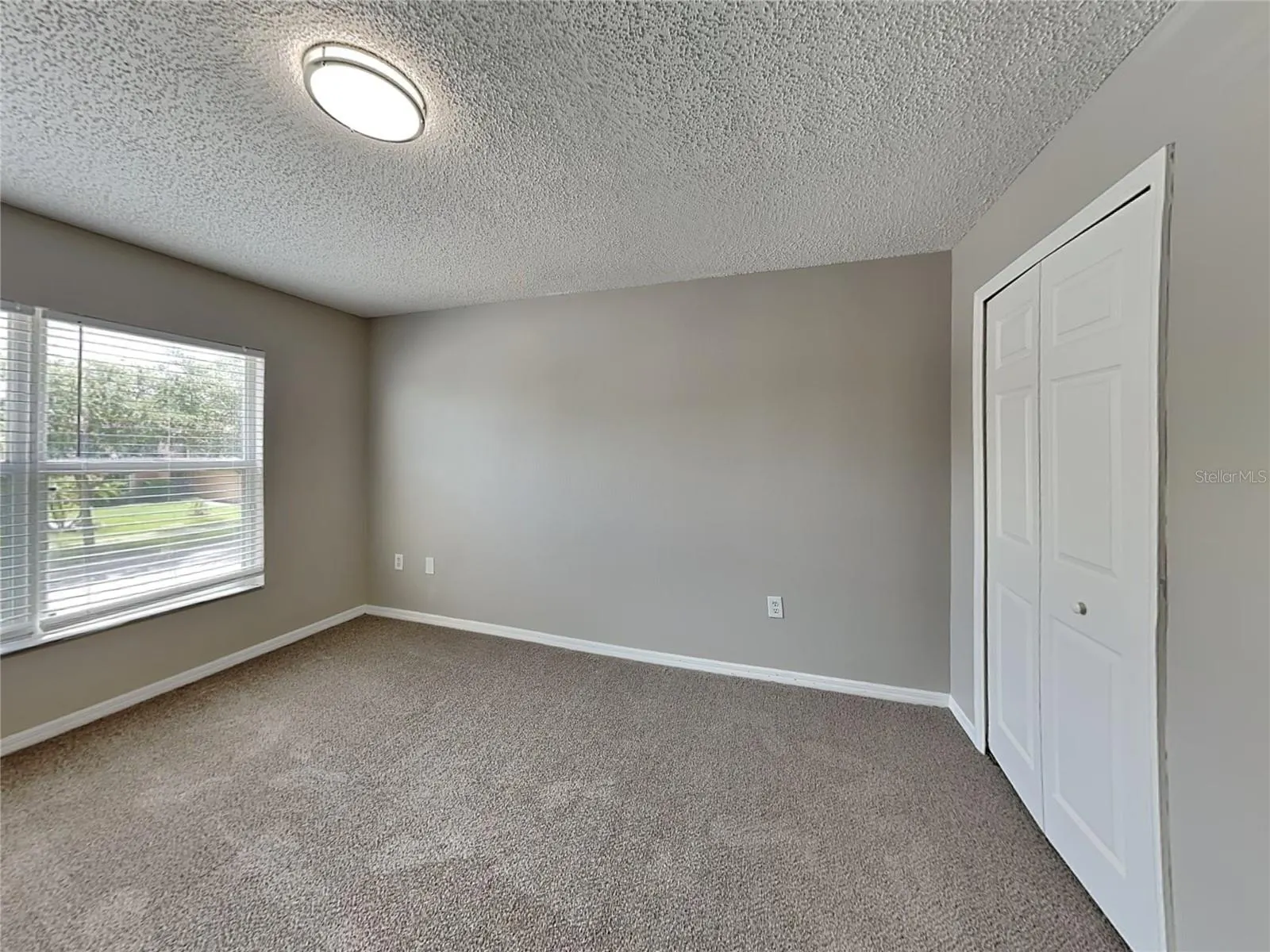 12610 LAKE VISTA DR