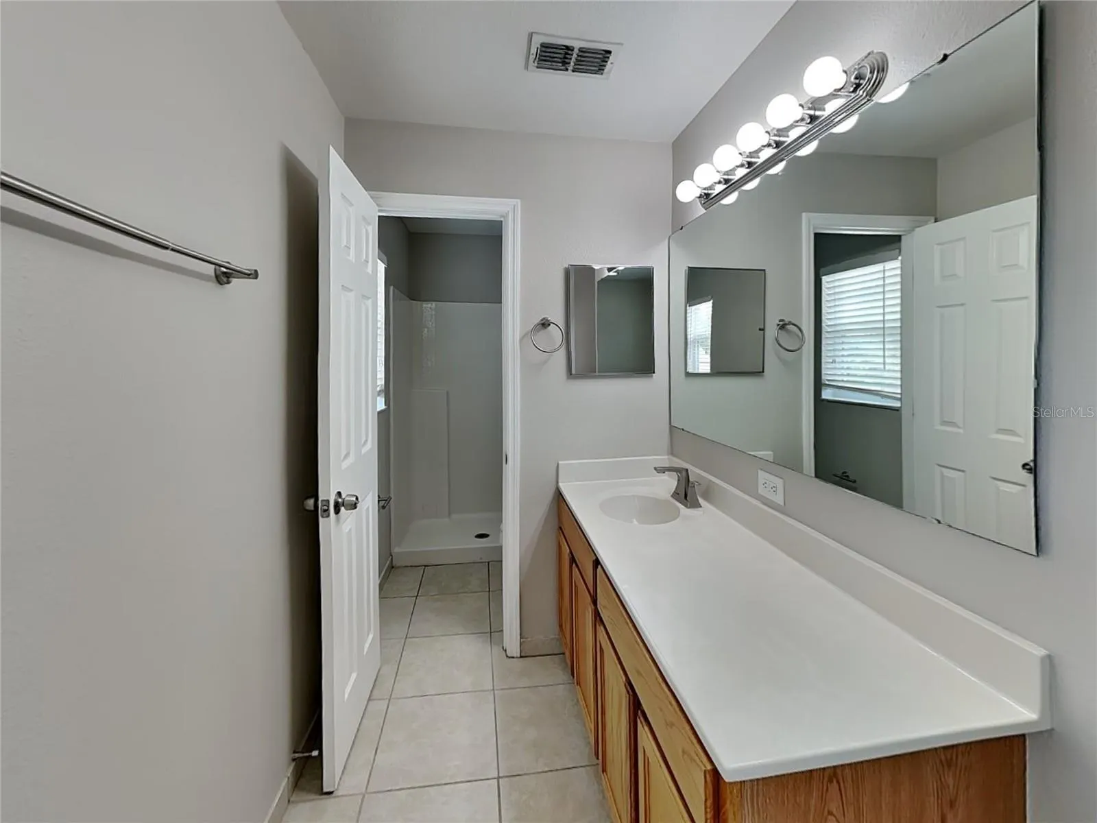 12610 LAKE VISTA DR