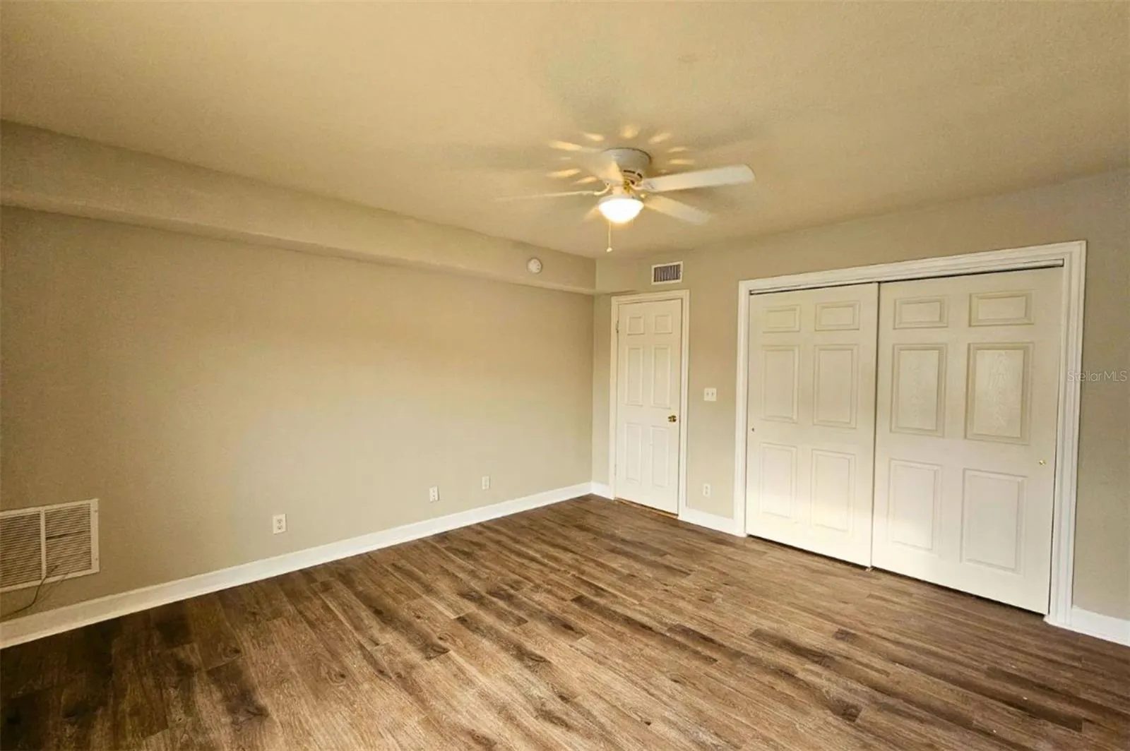 1375 DREW ST #103, #103
