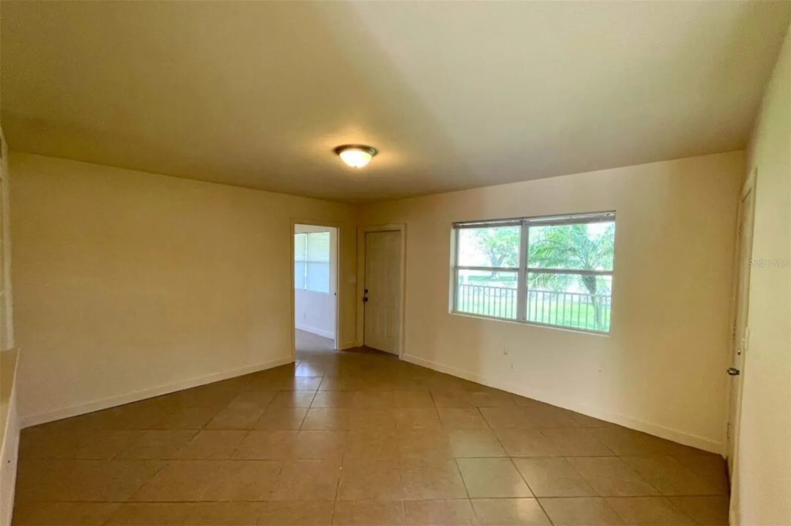 1375 DREW ST #103, #103