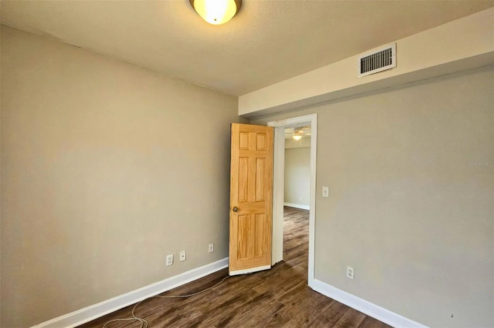 1375 DREW ST #103, #103