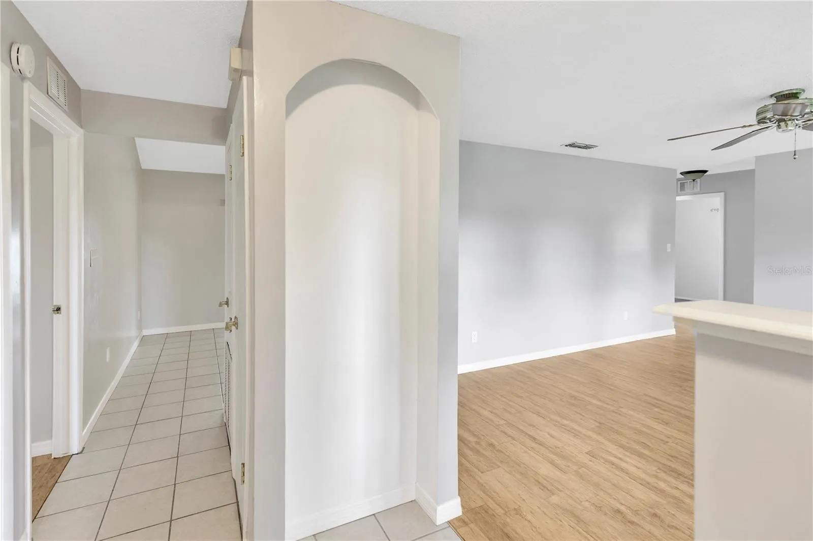 802 CENTERWOOD CT