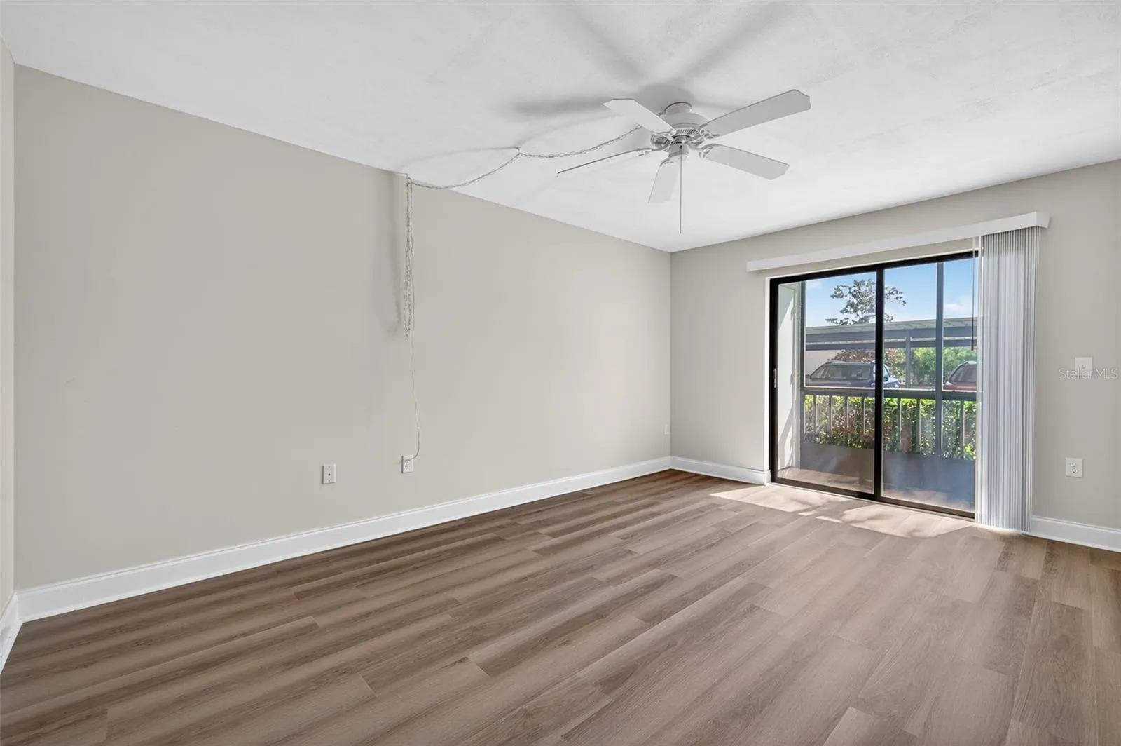 2595 COUNTRYSIDE BLVD #8106, #8106