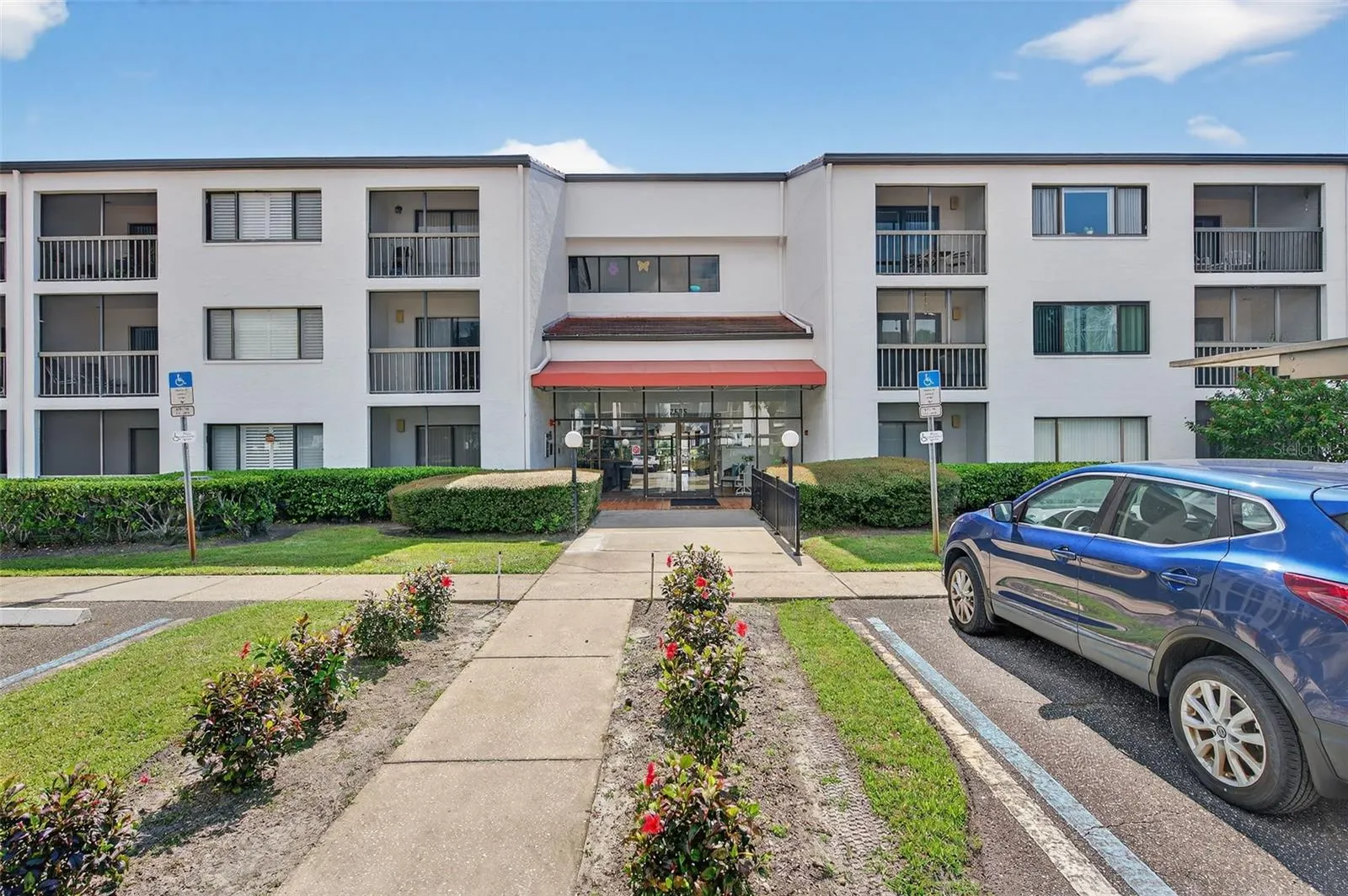 2595 COUNTRYSIDE BLVD #8106, #8106