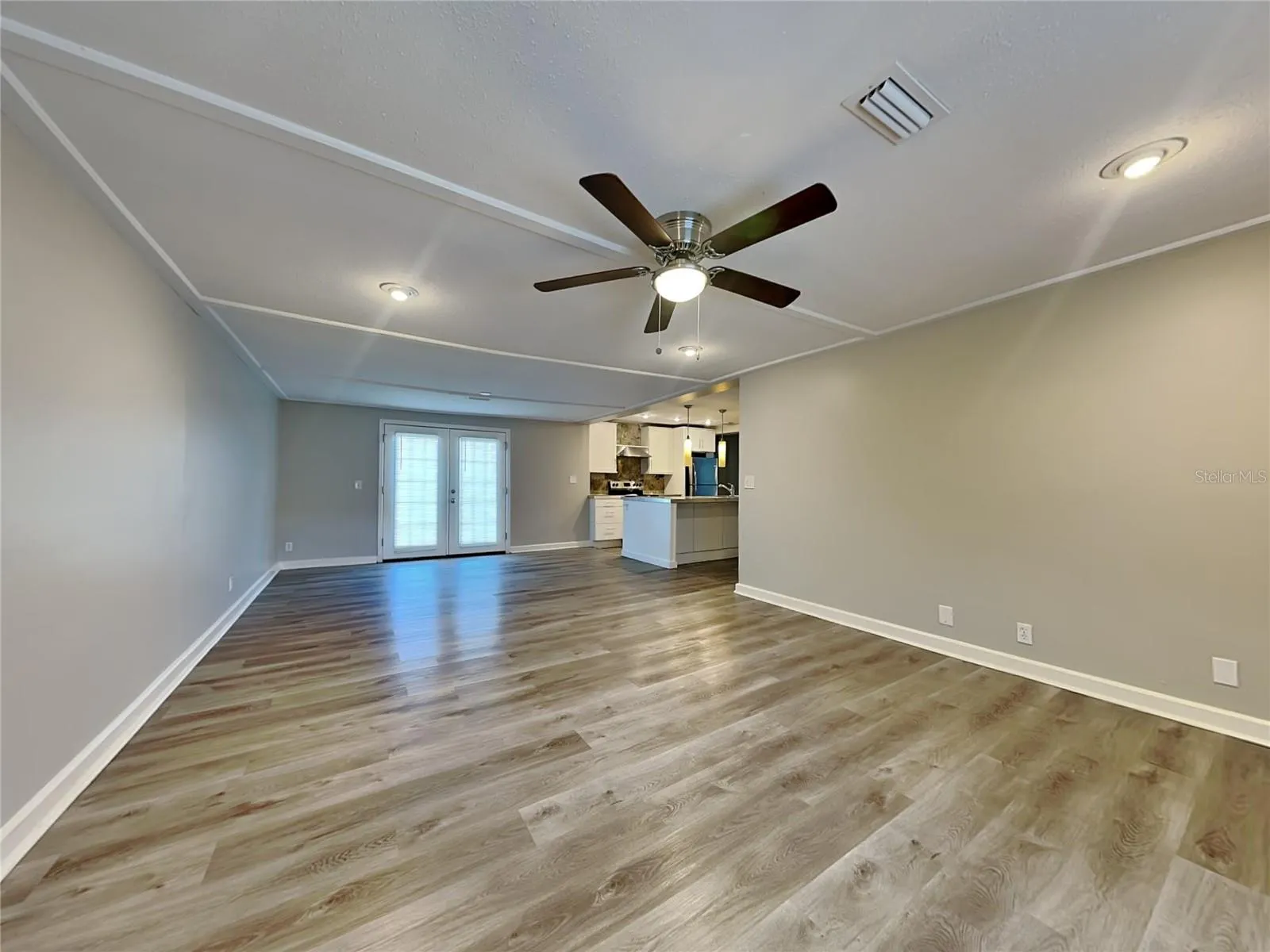 105 RAVENWAY DR