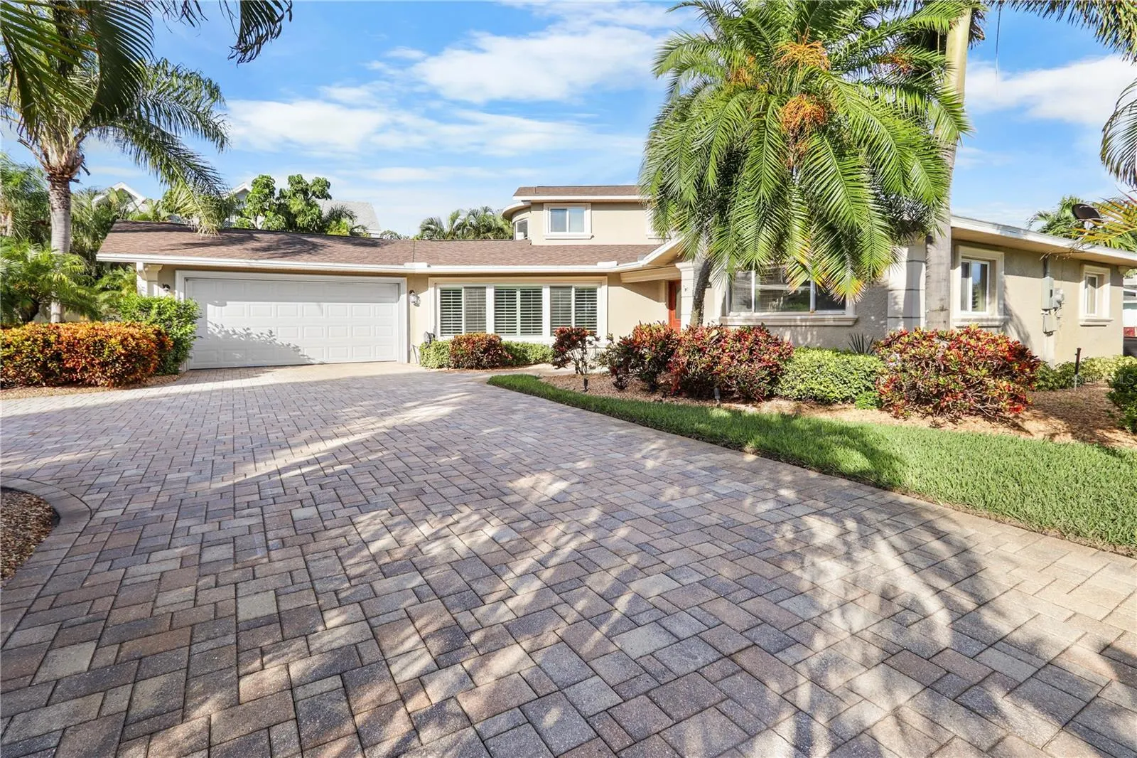 111 DRIFTWOOD LN