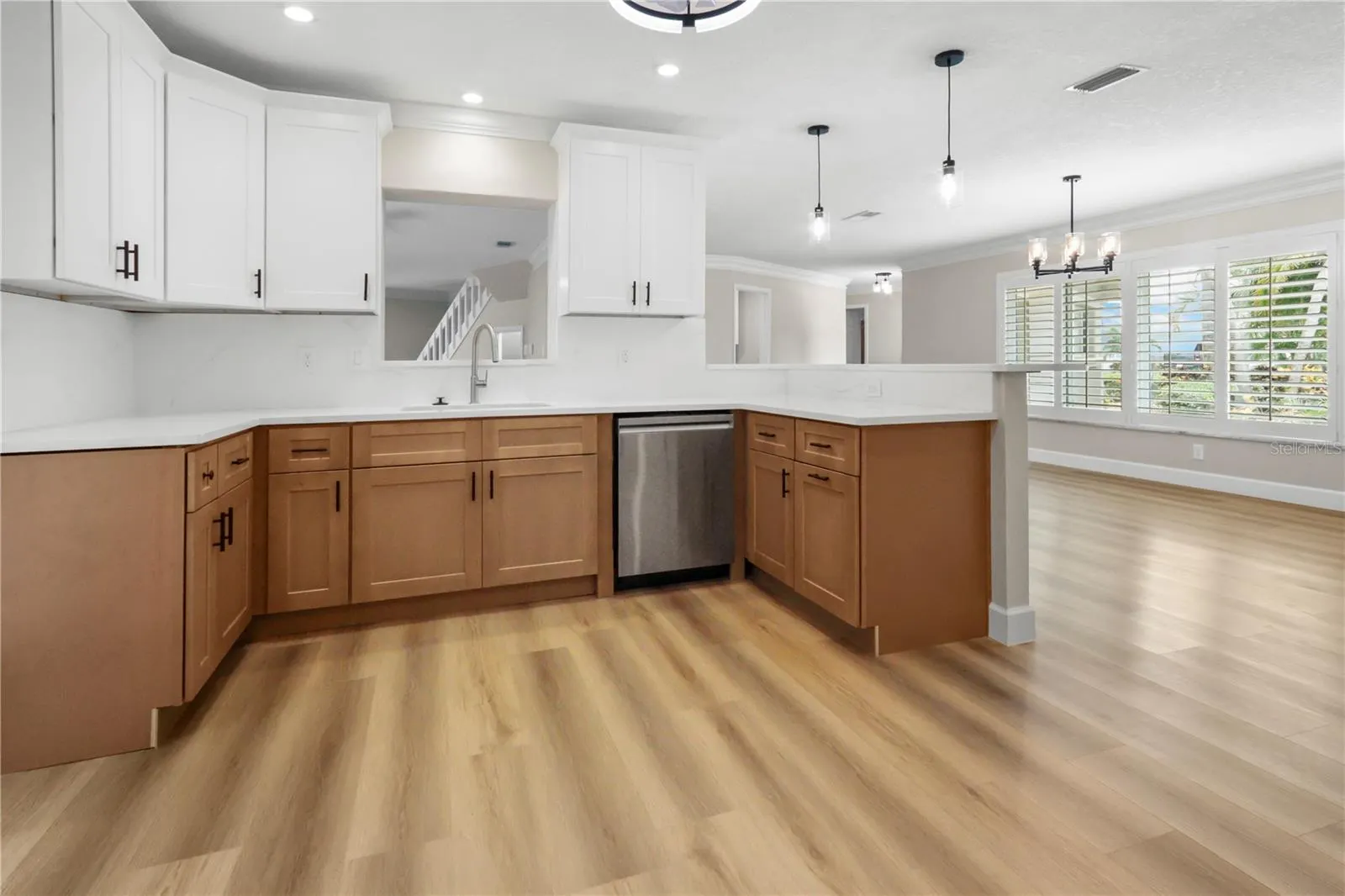 111 DRIFTWOOD LN