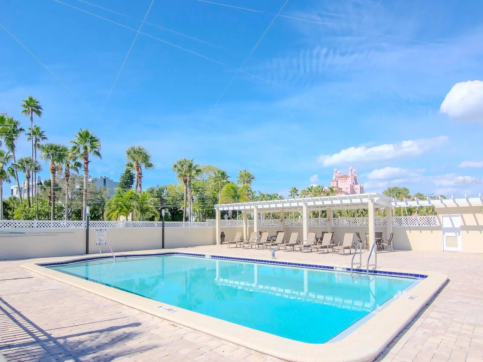 3200 GULF BLVD #103, #103