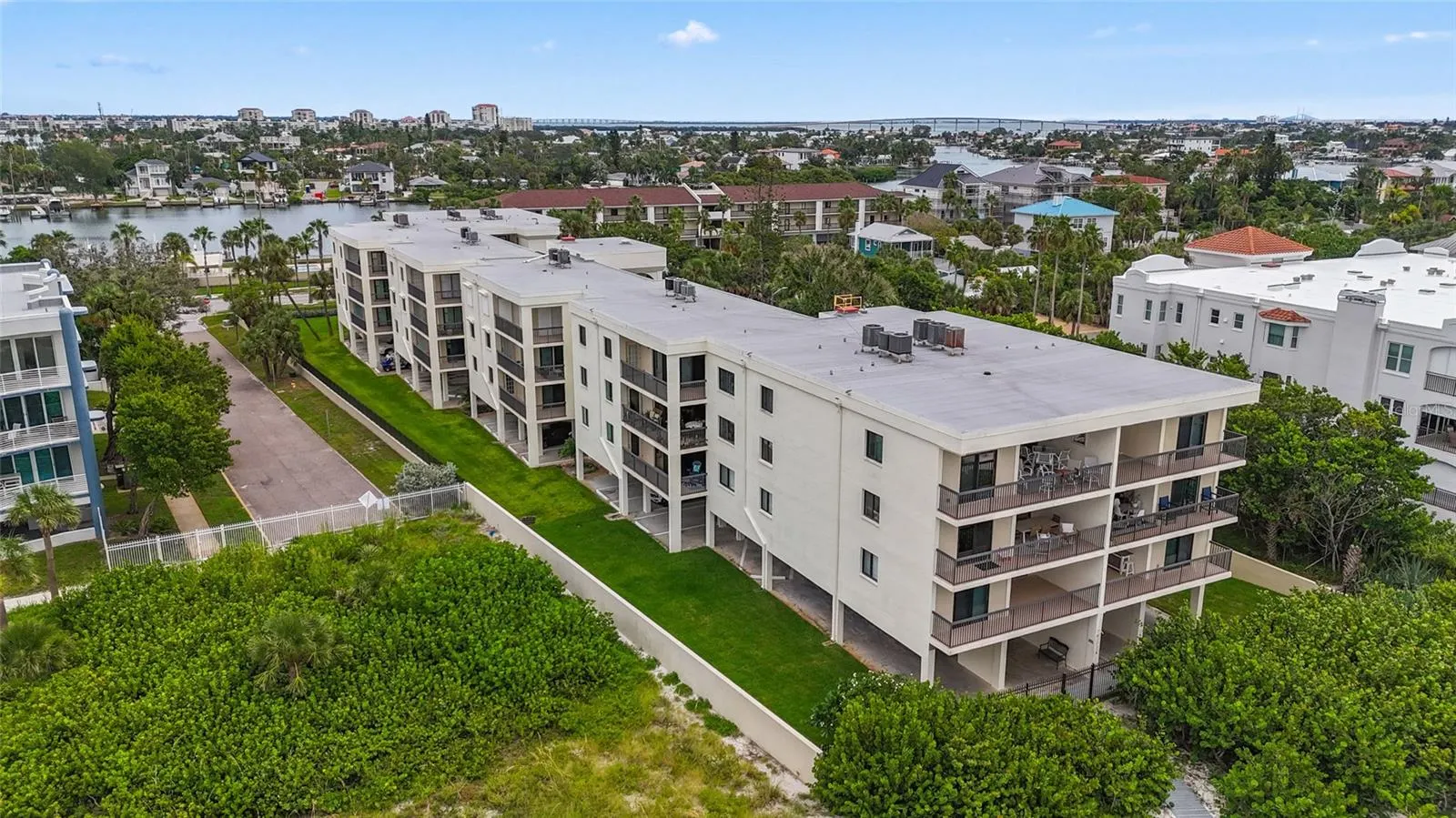 3200 GULF BLVD #103, #103