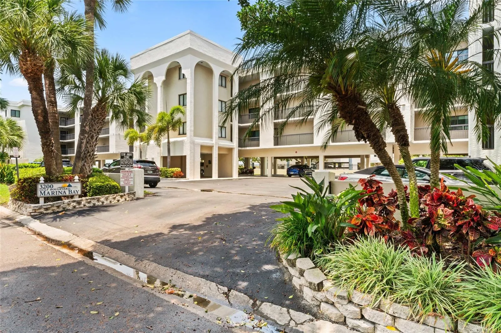 3200 GULF BLVD #103, #103