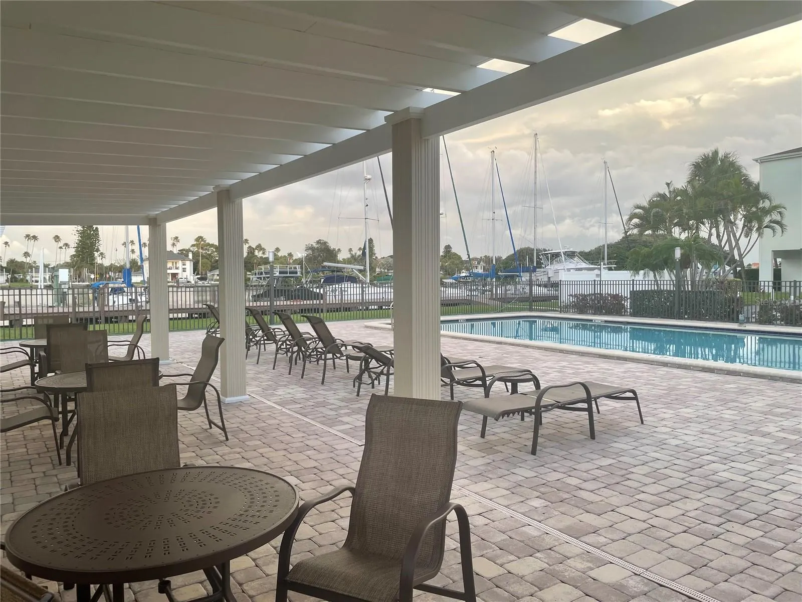 3200 GULF BLVD #103, #103