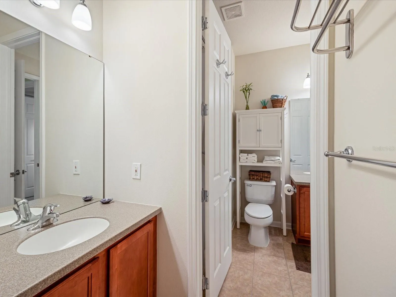828 LANTERN WAY #828, #828