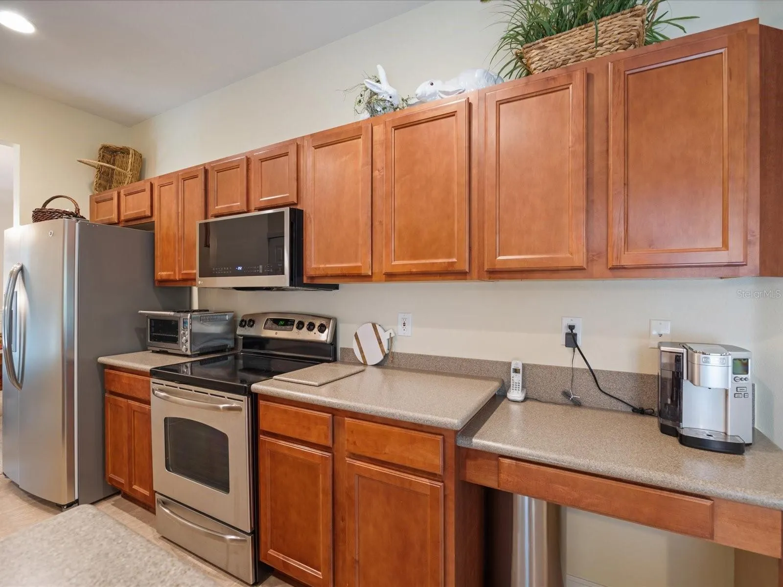 828 LANTERN WAY #828, #828
