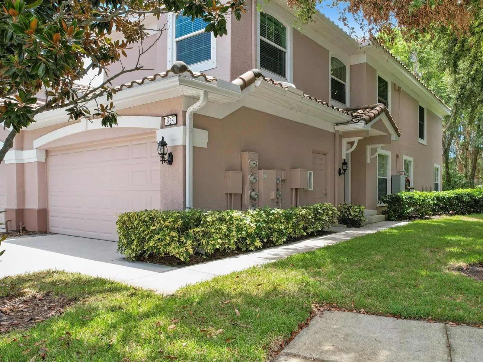 828 LANTERN WAY #828, #828