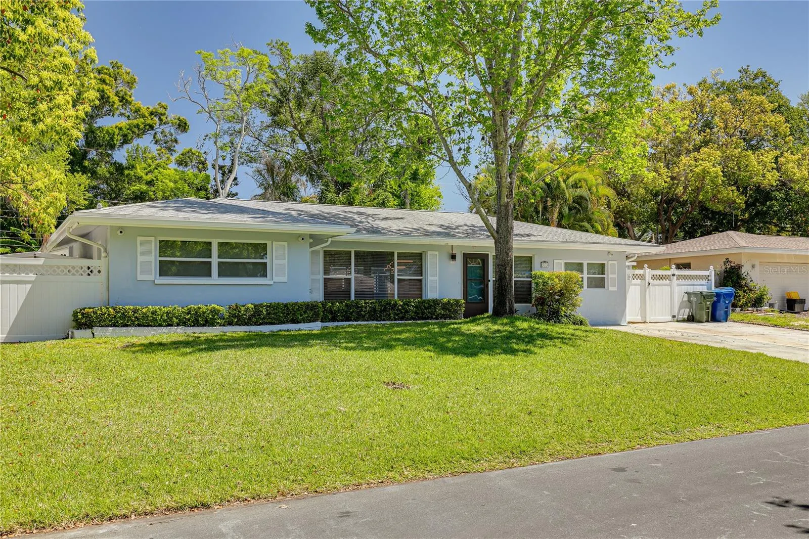 513 FOREST PKWY E