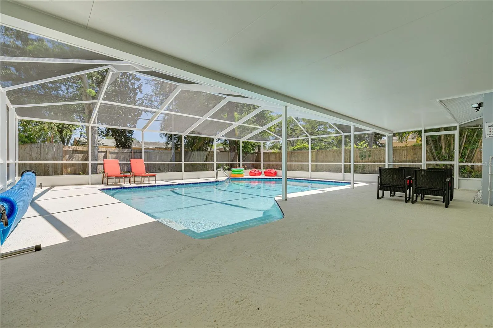 513 FOREST PKWY E