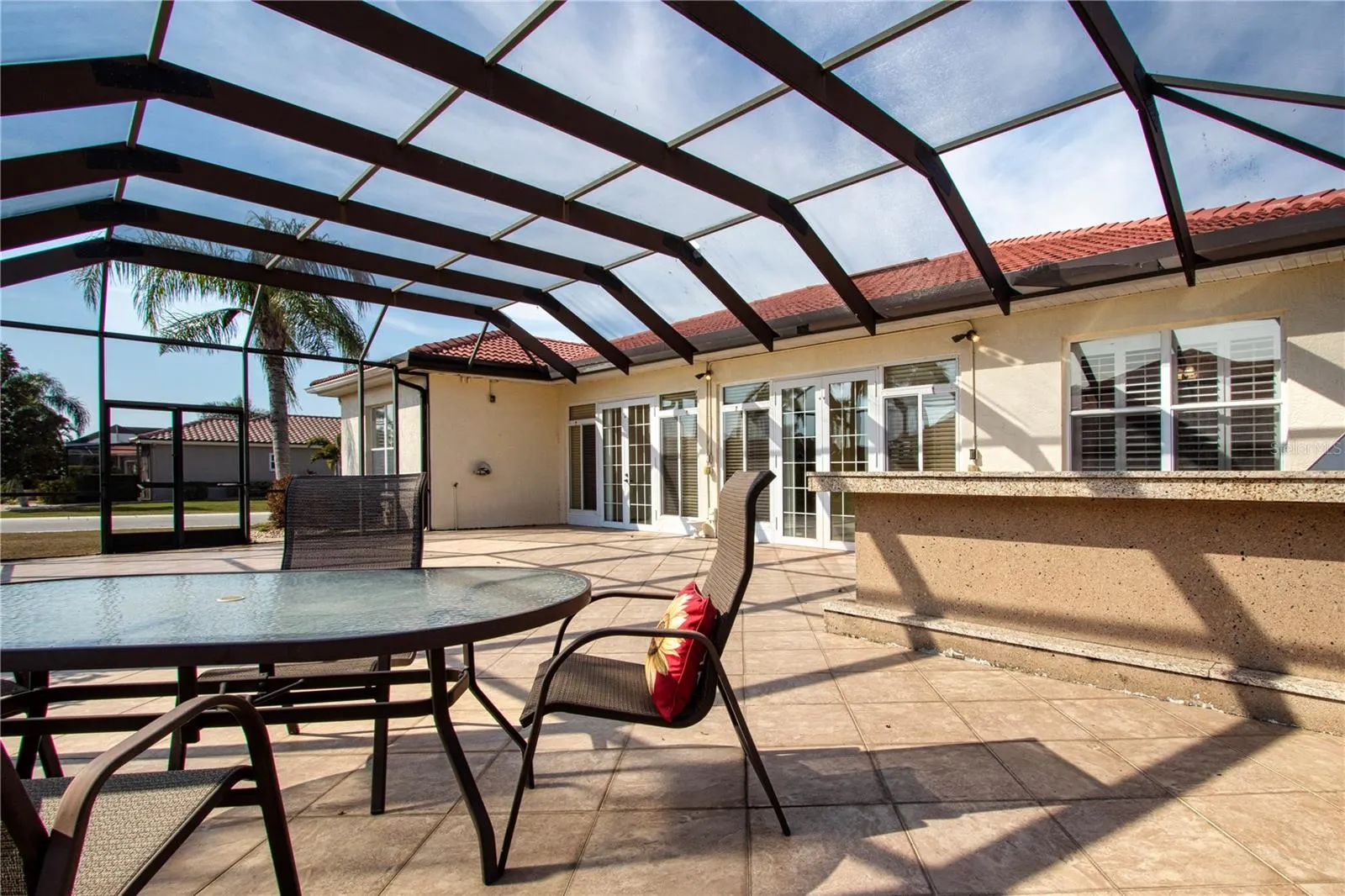 1115 SIGNATURE DR