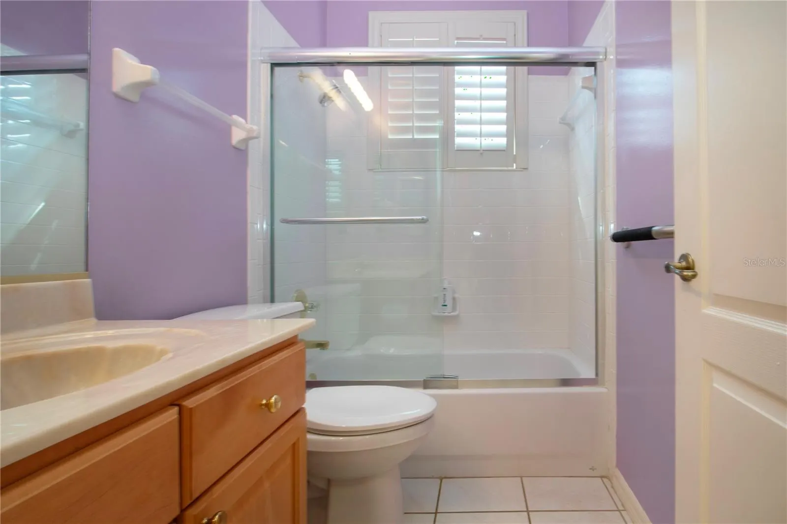 1115 SIGNATURE DR