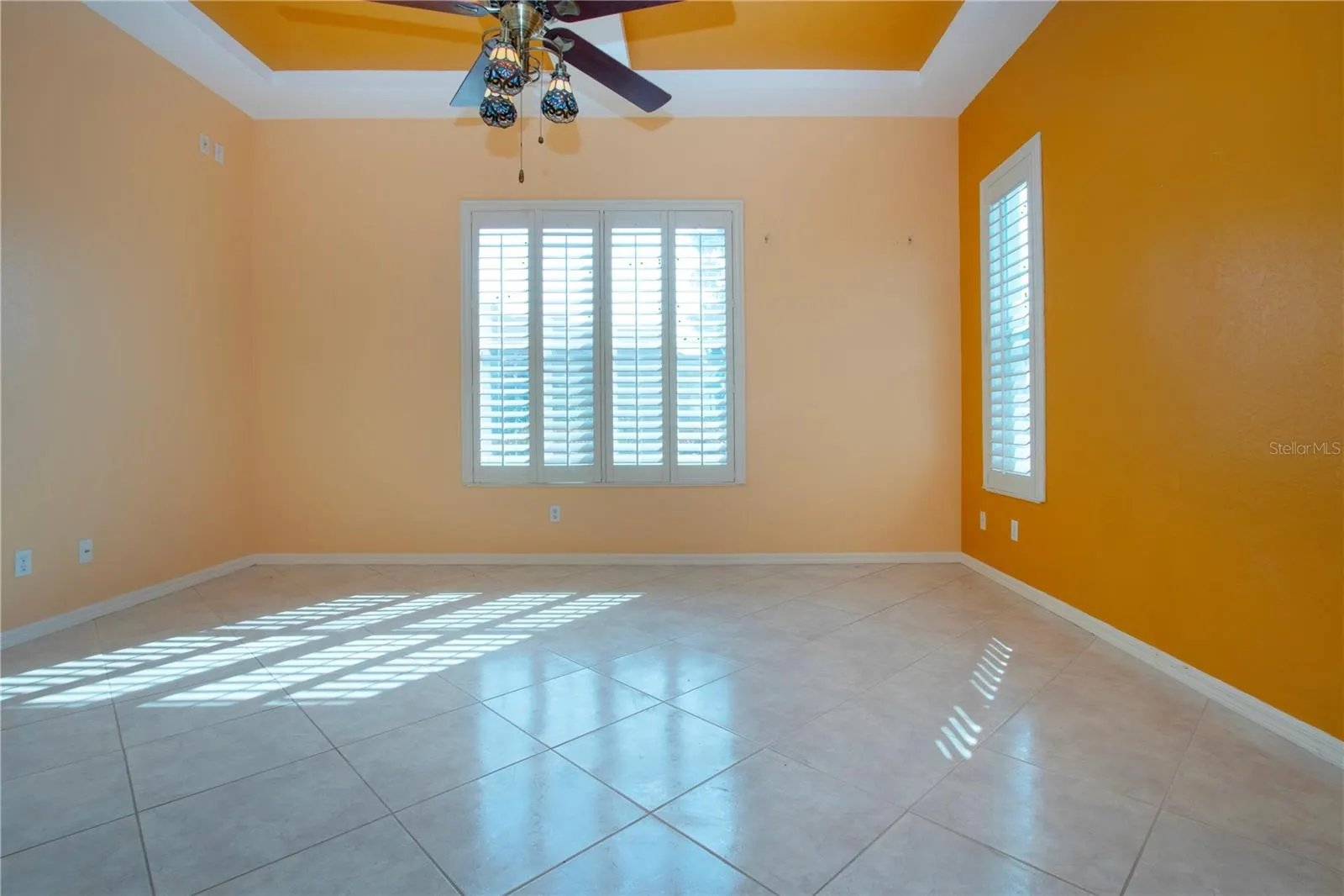 1115 SIGNATURE DR