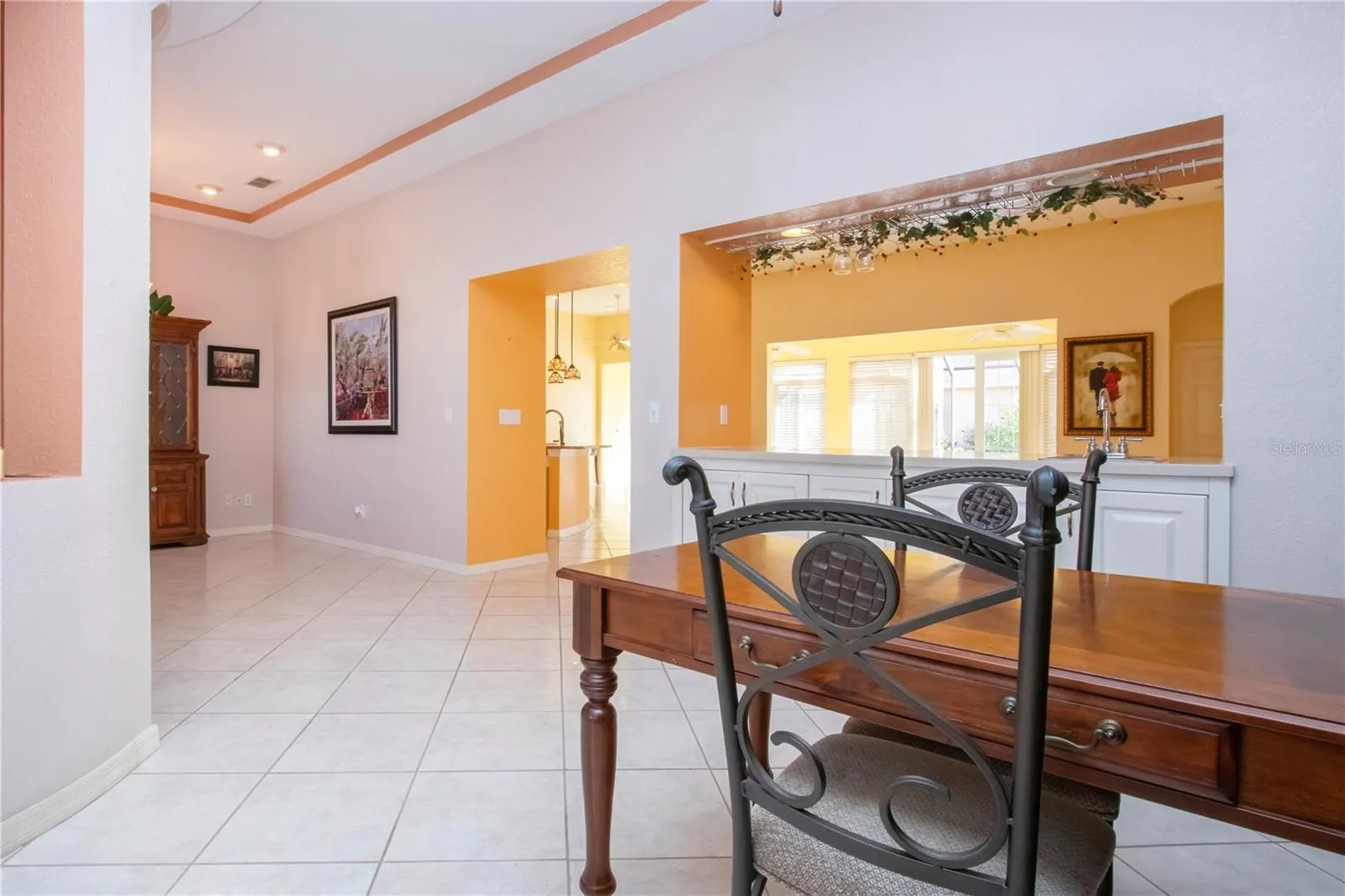 1115 SIGNATURE DR