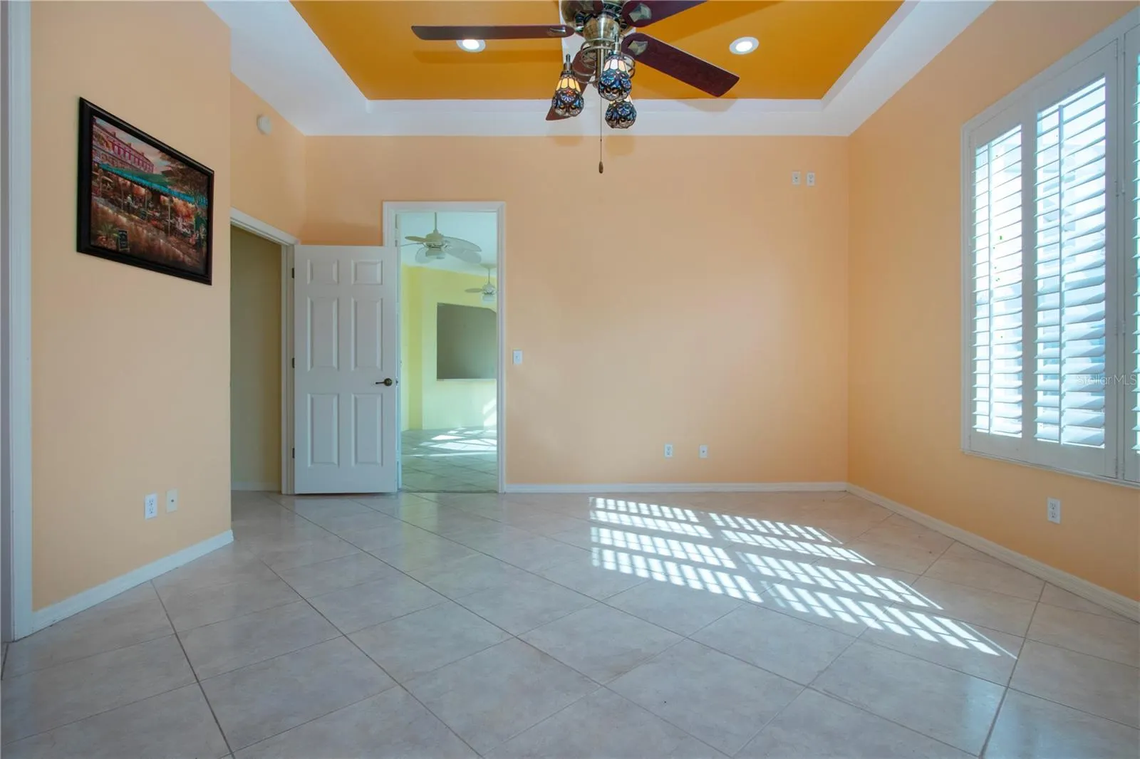 1115 SIGNATURE DR