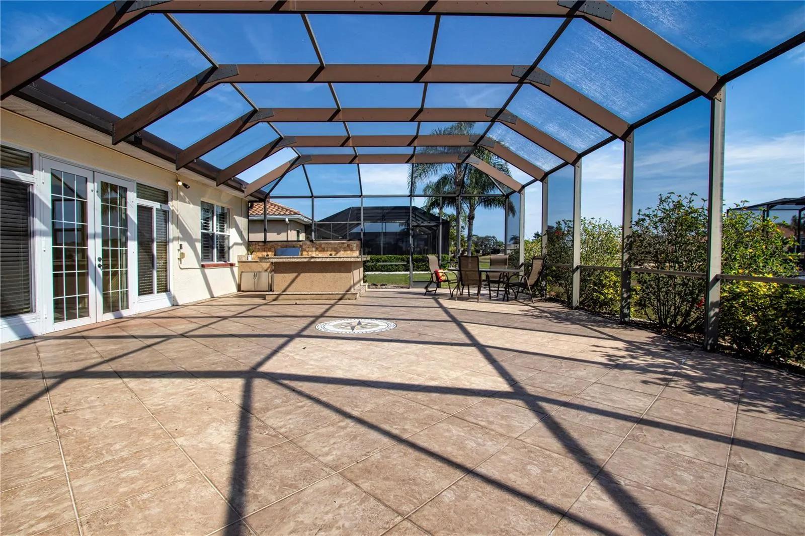 1115 SIGNATURE DR