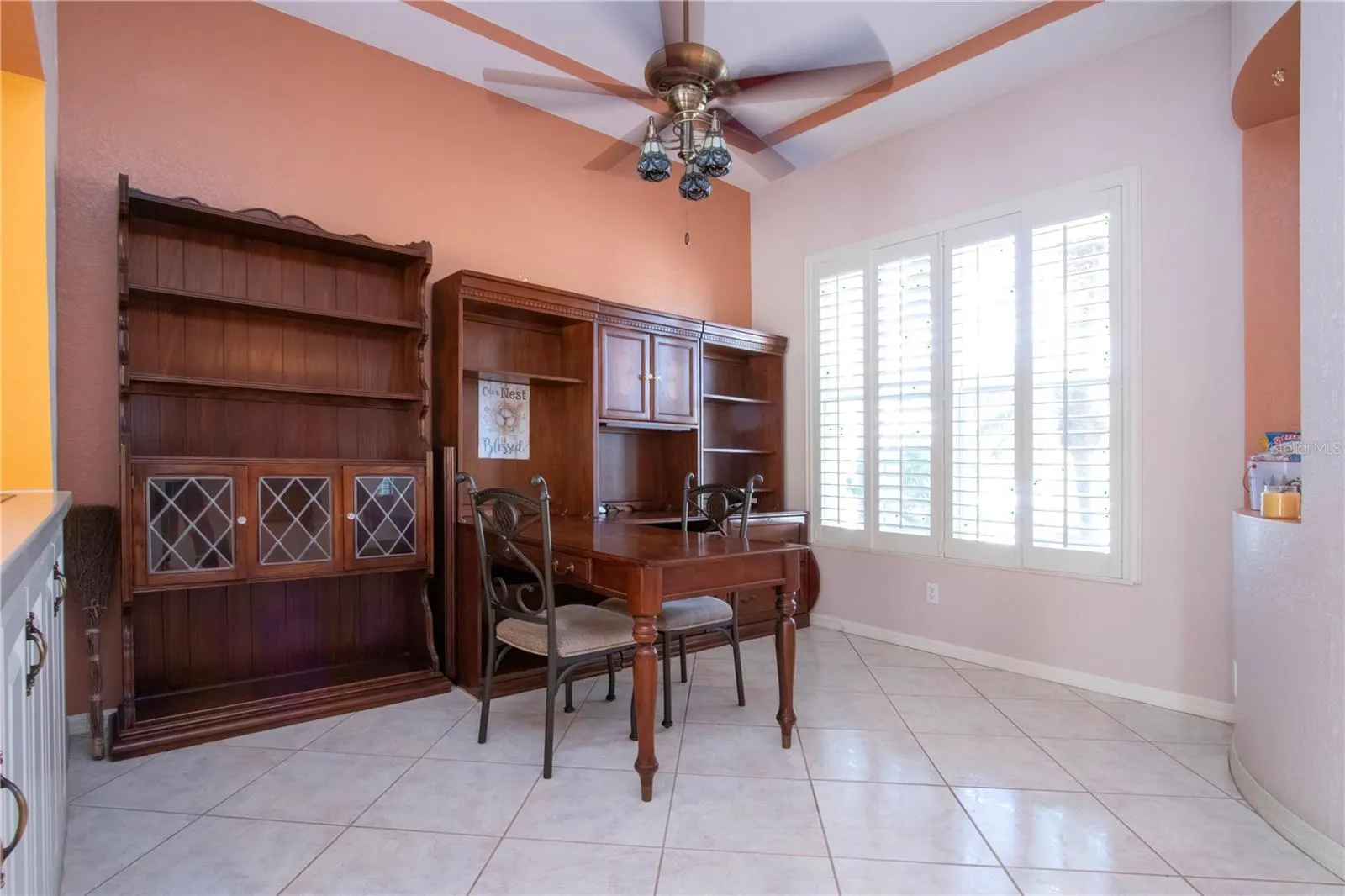 1115 SIGNATURE DR