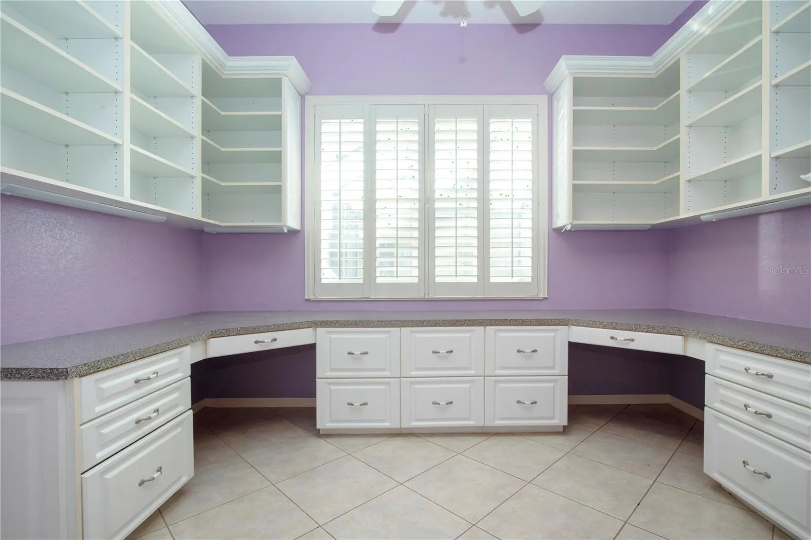 1115 SIGNATURE DR