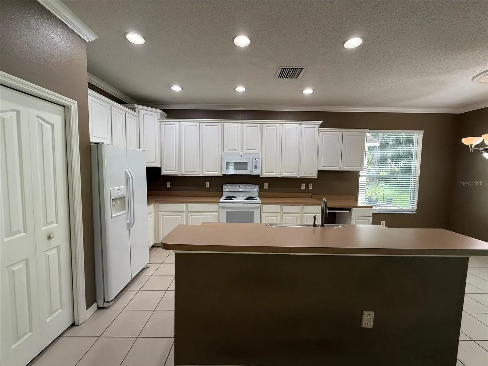 19111 CYPRESS REACH LN