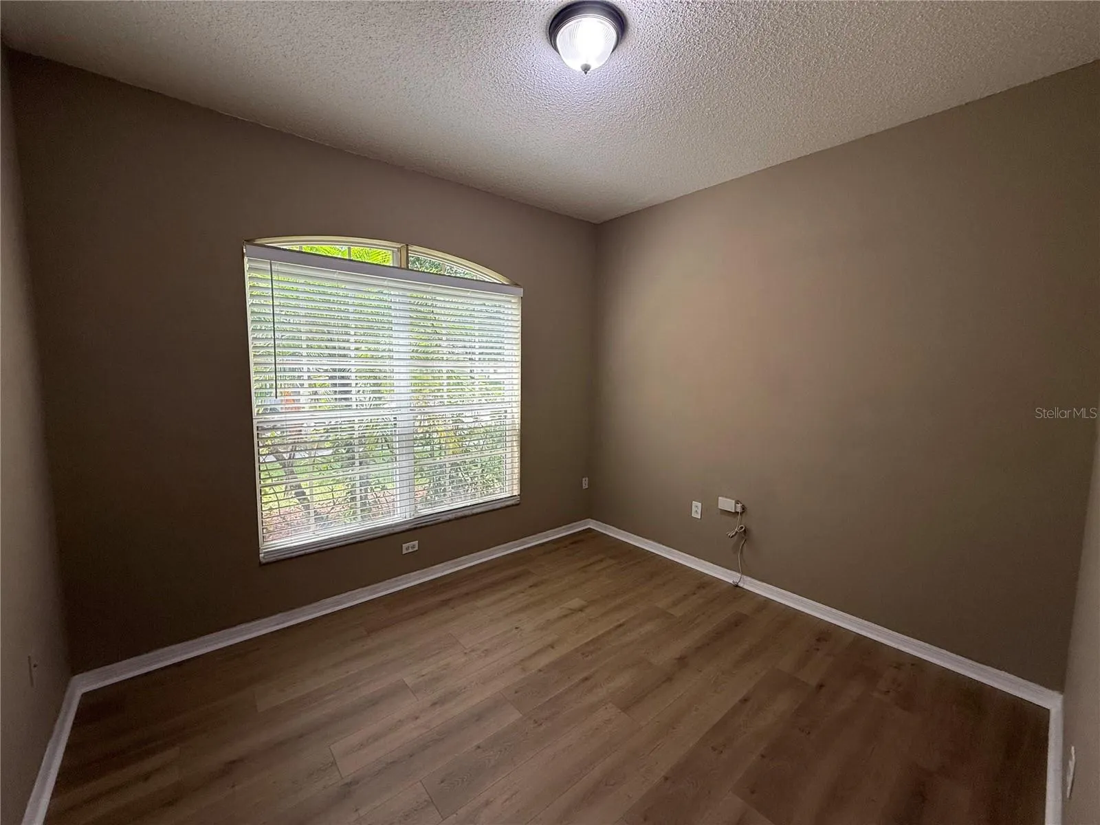 19111 CYPRESS REACH LN