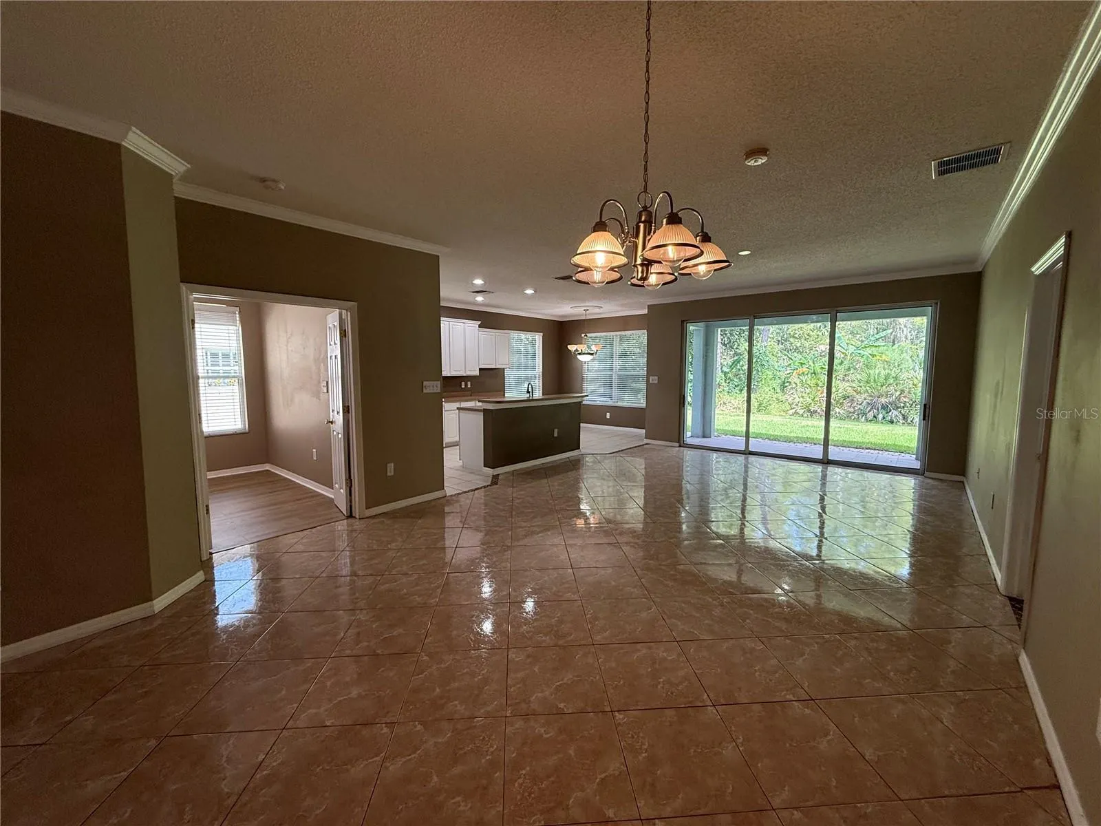19111 CYPRESS REACH LN