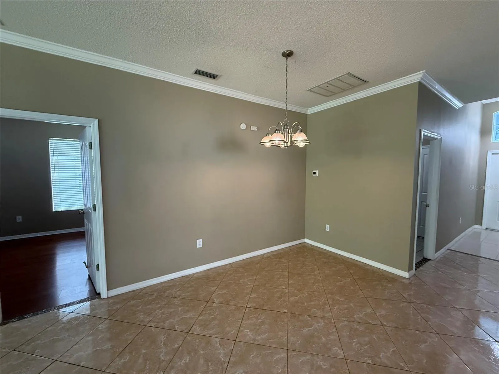 19111 CYPRESS REACH LN