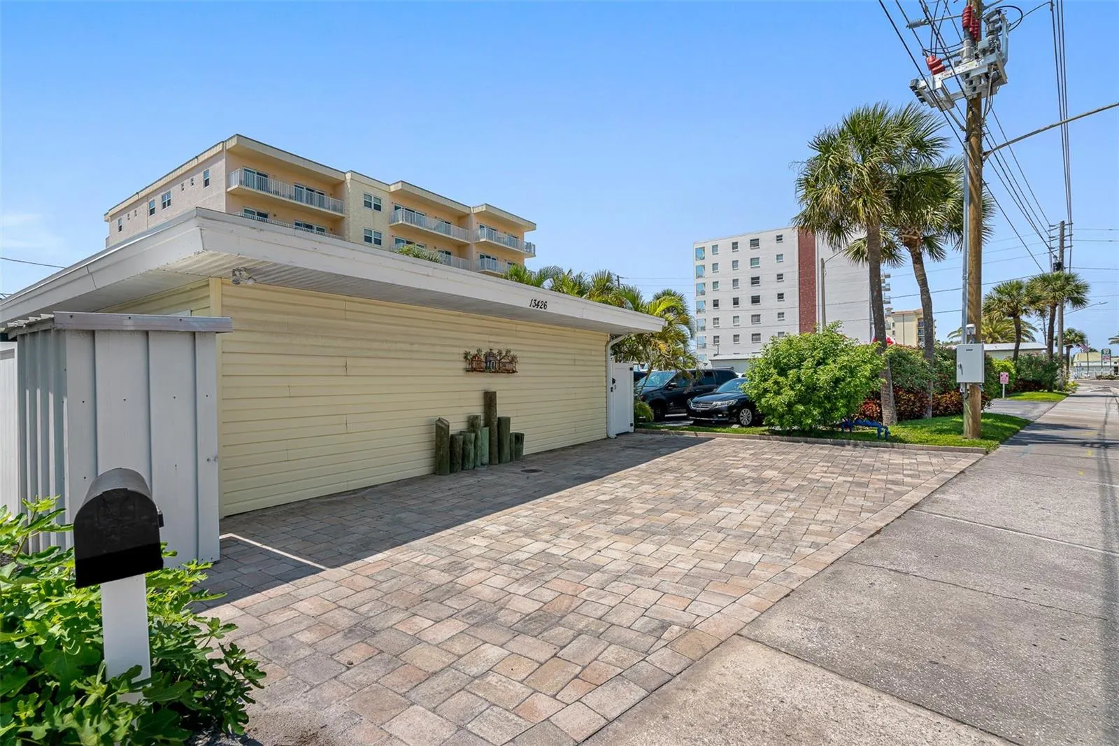 13426 GULF BLVD