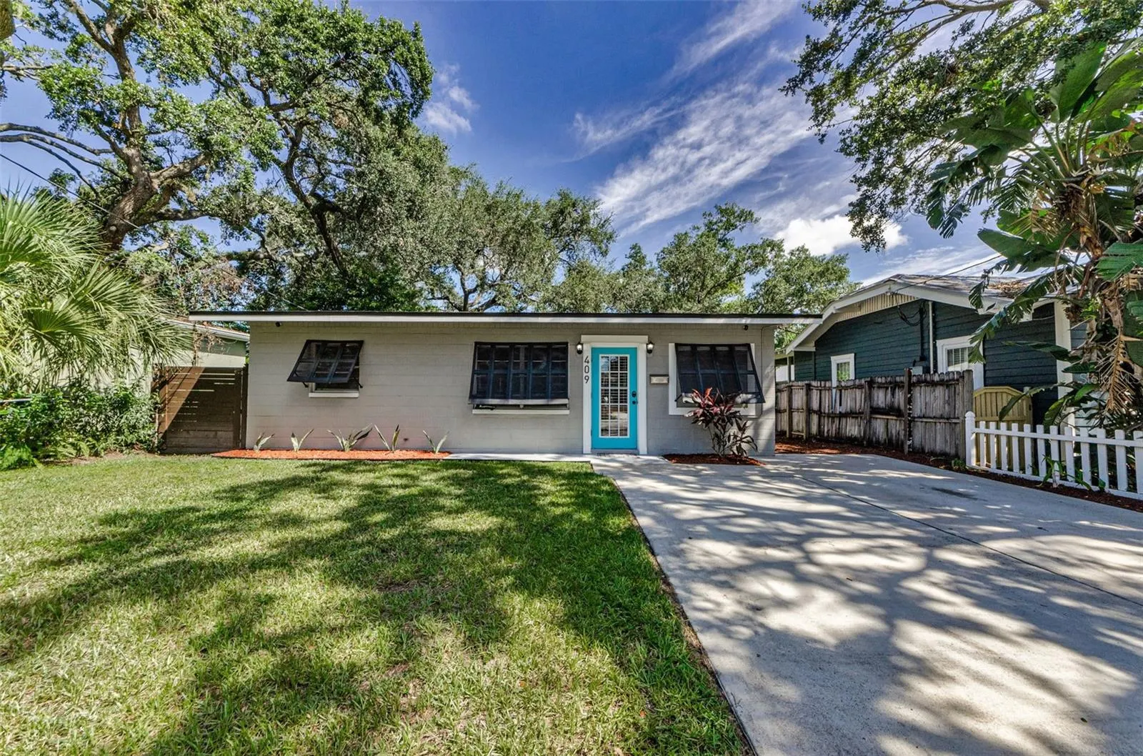 409 W HANNA AVE