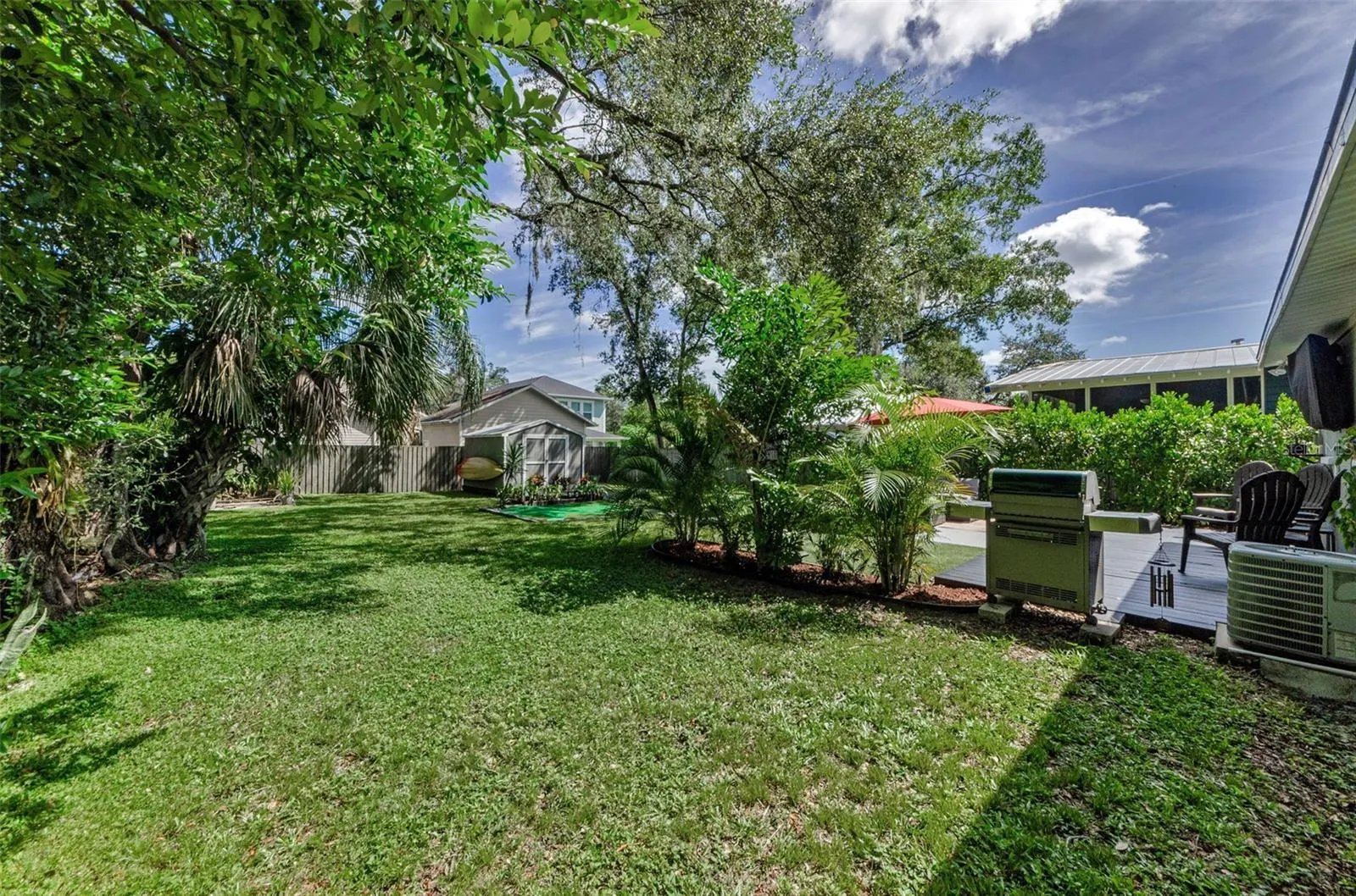 409 W HANNA AVE