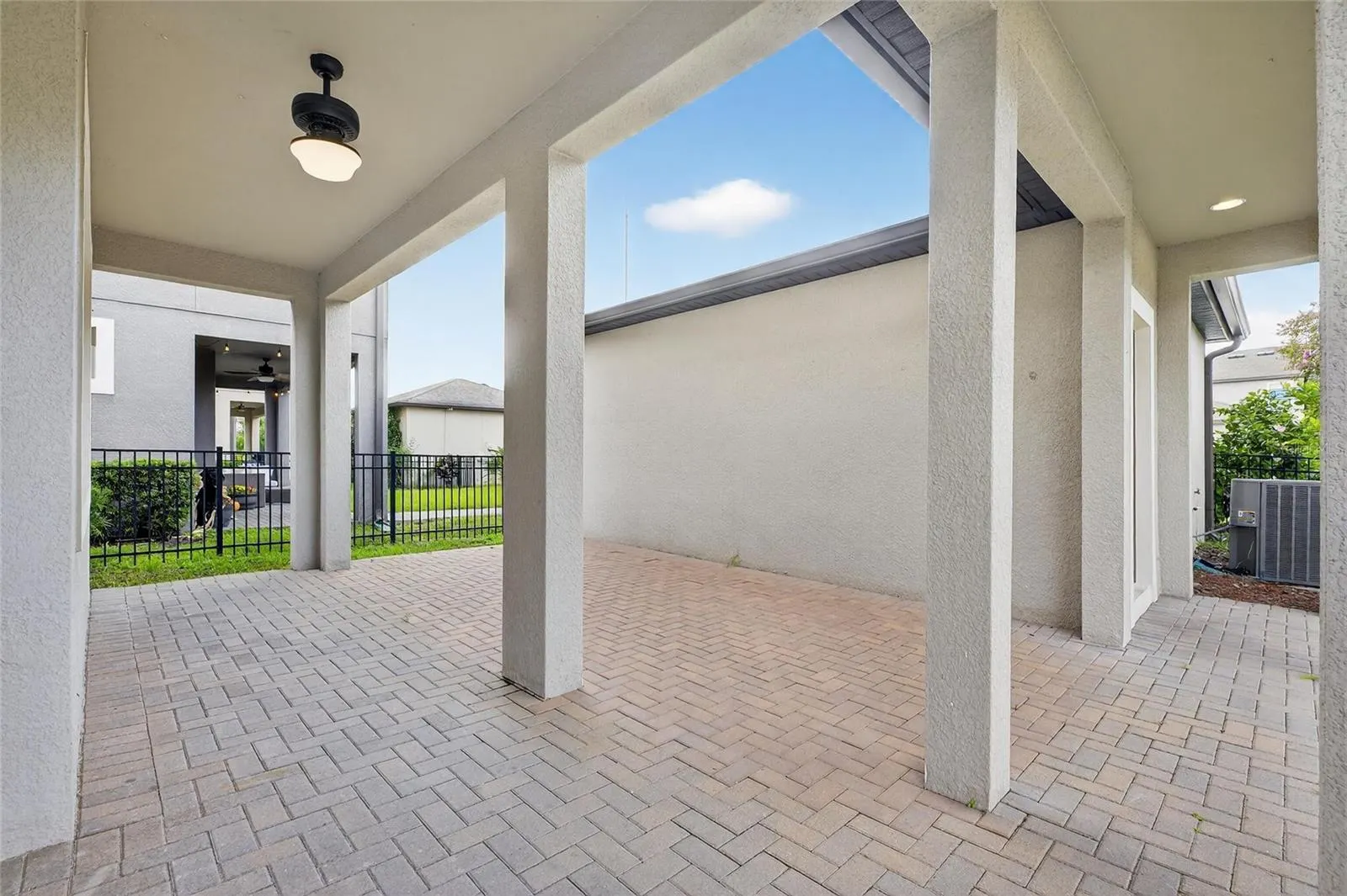 5811 CALDERA RIDGE DR