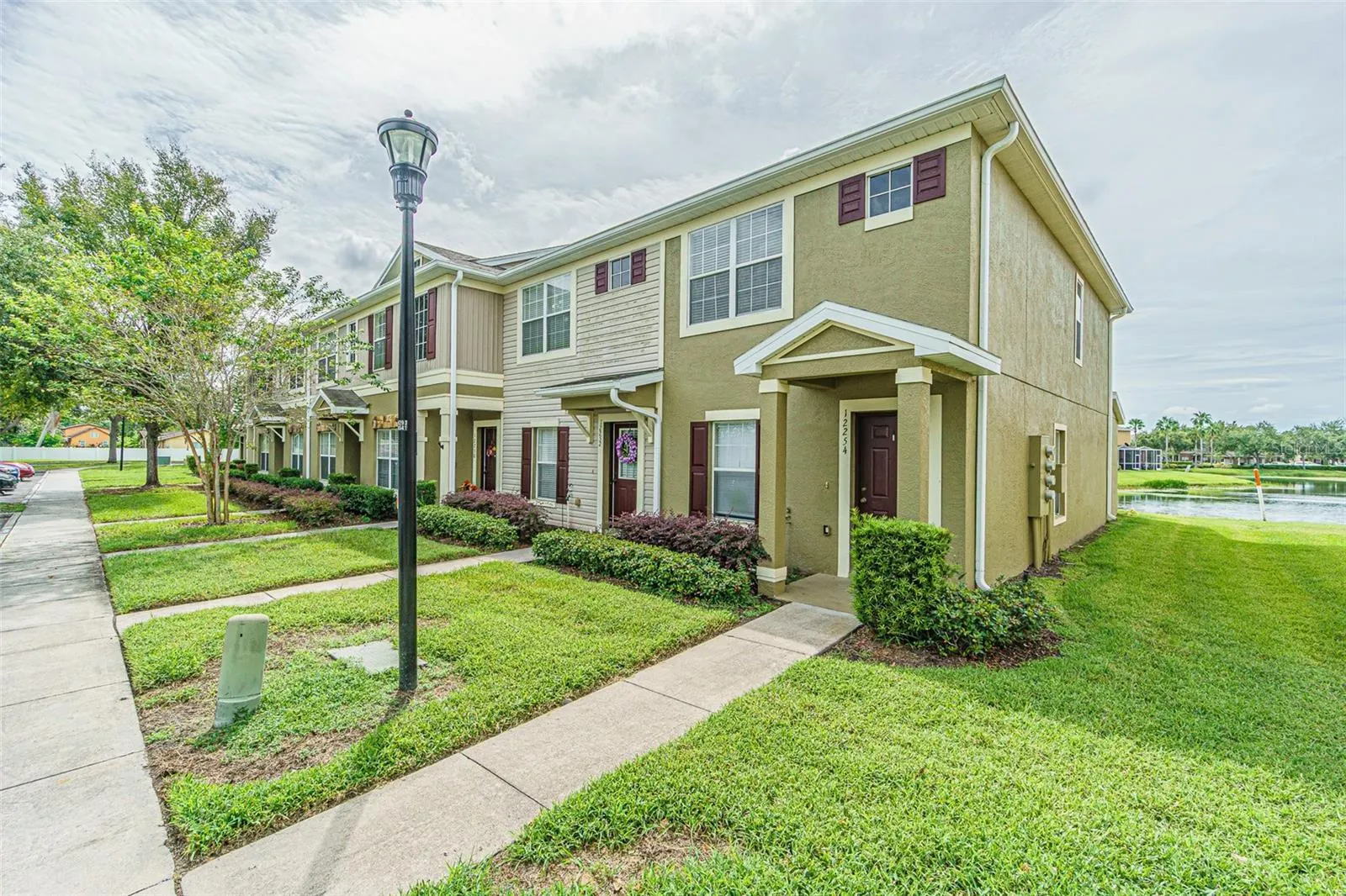 12254 FOXMOOR PEAK DR