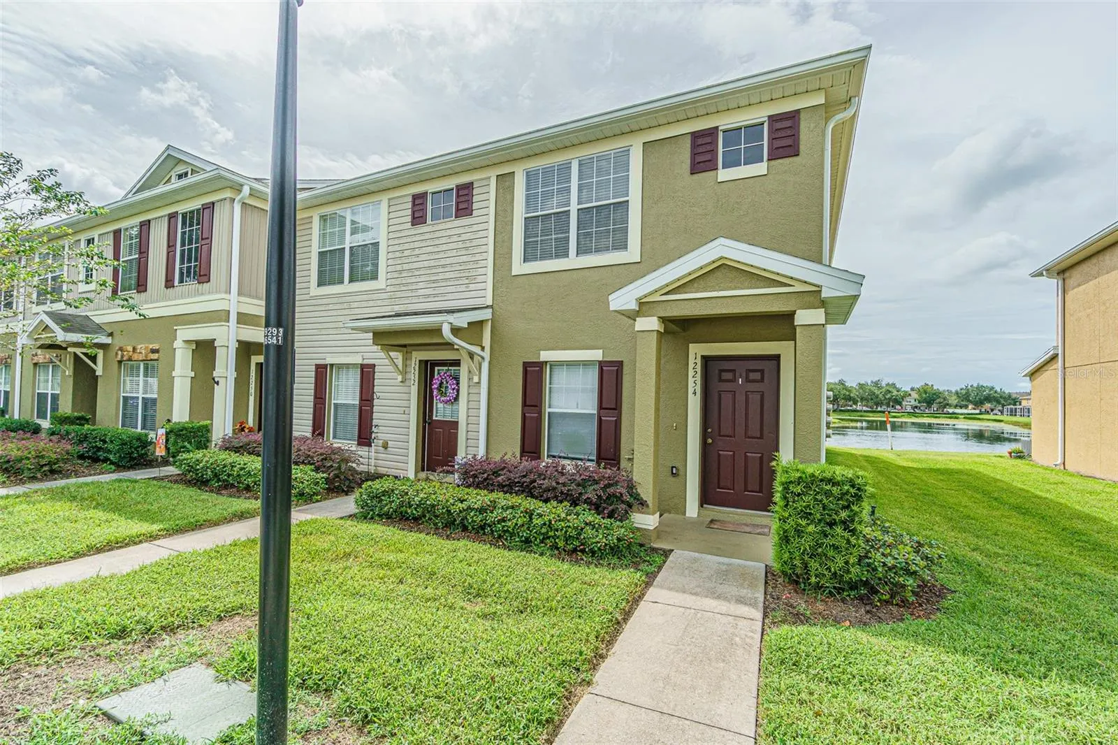 12254 FOXMOOR PEAK DR