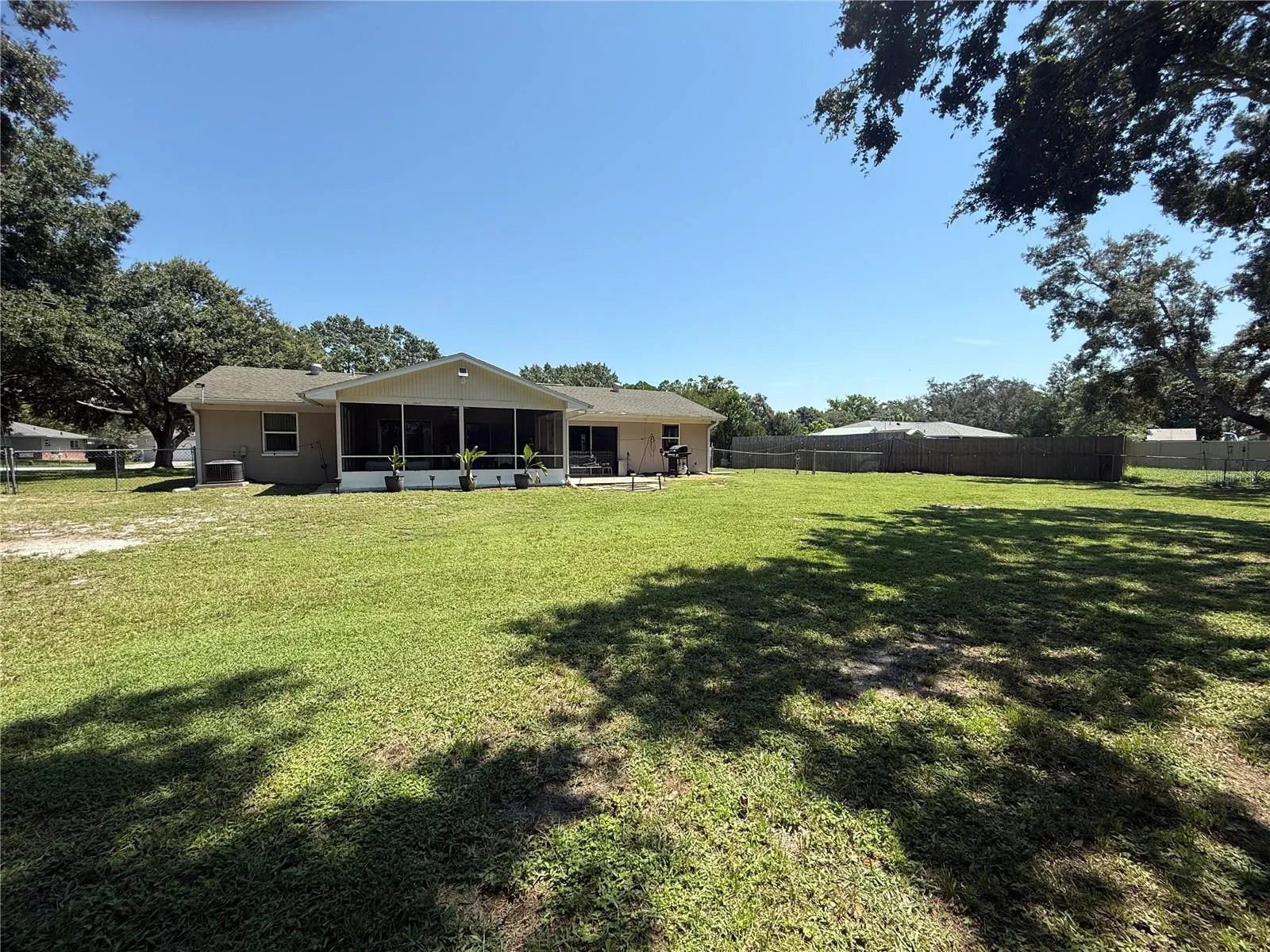 9182 PATIO CT
