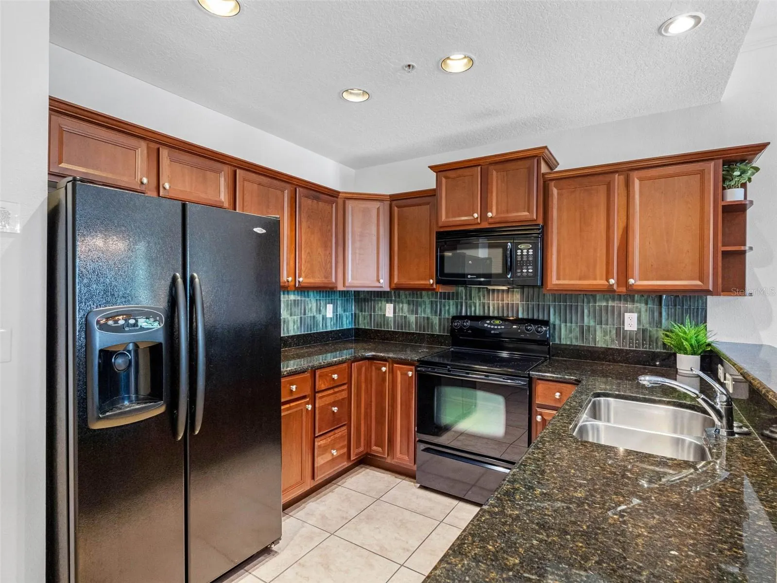 13941 CLUBHOUSE DR ##203, ##203